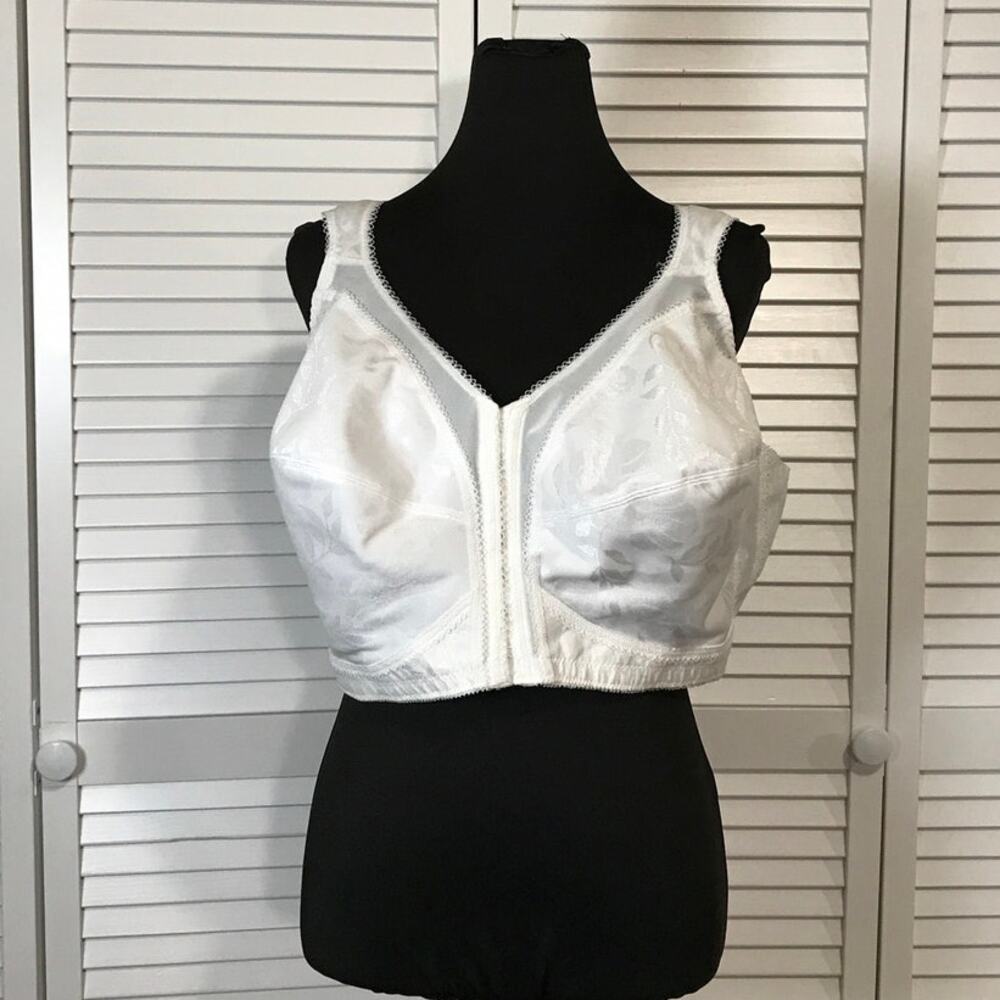 Playtex 18 Hour 4695 White Floral Front Close Wireless Full Coverage Bra 48DD